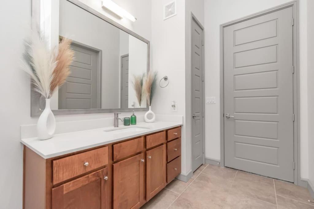 U4 Penthouse Downtown Houston Apartment Bagian luar foto