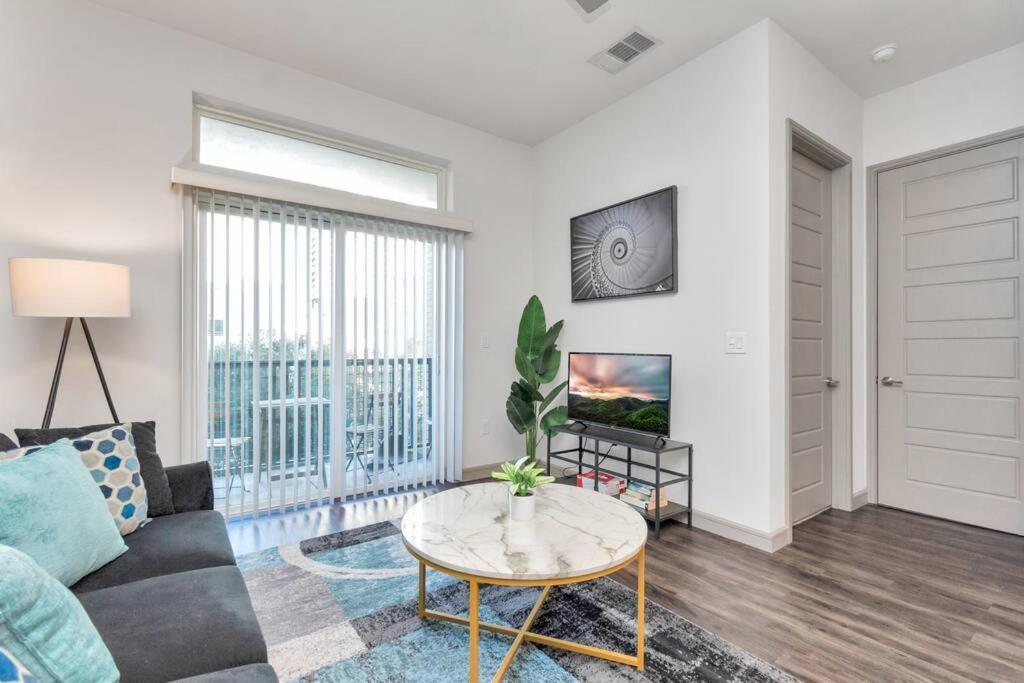 U4 Penthouse Downtown Houston Apartment Bagian luar foto