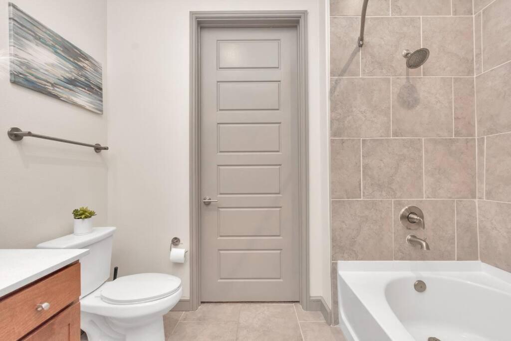 U4 Penthouse Downtown Houston Apartment Bagian luar foto